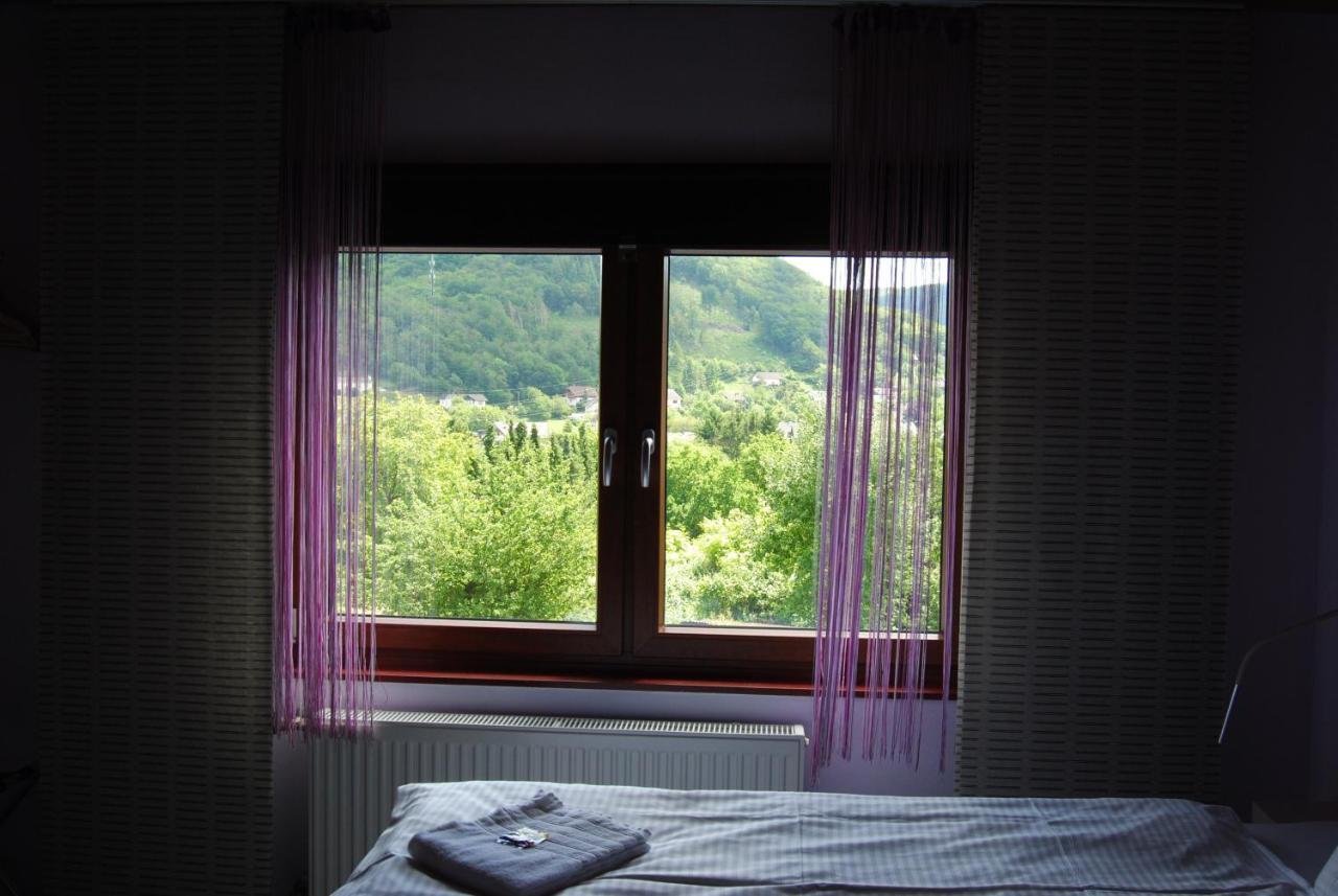 Hinter Den Spiegeln Hotel ไฮม์บาค ภายนอก รูปภาพ