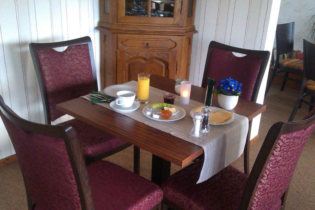 Hinter Den Spiegeln Hotel ไฮม์บาค ภายนอก รูปภาพ